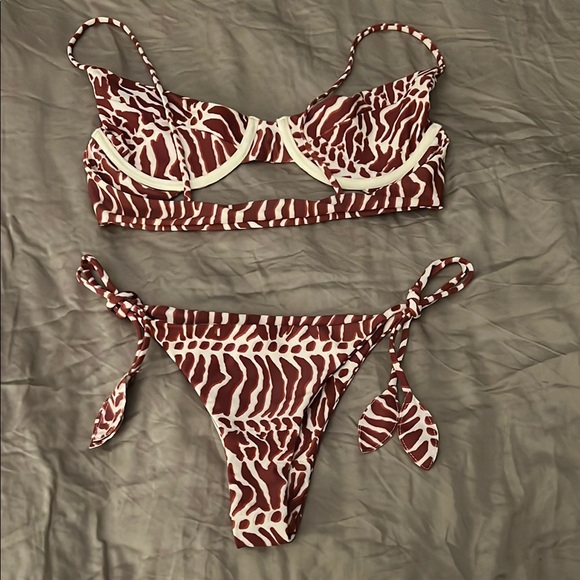 -SOLD- - Picture 2 of 3